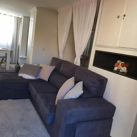 Marina Plaza 2 Apartment *